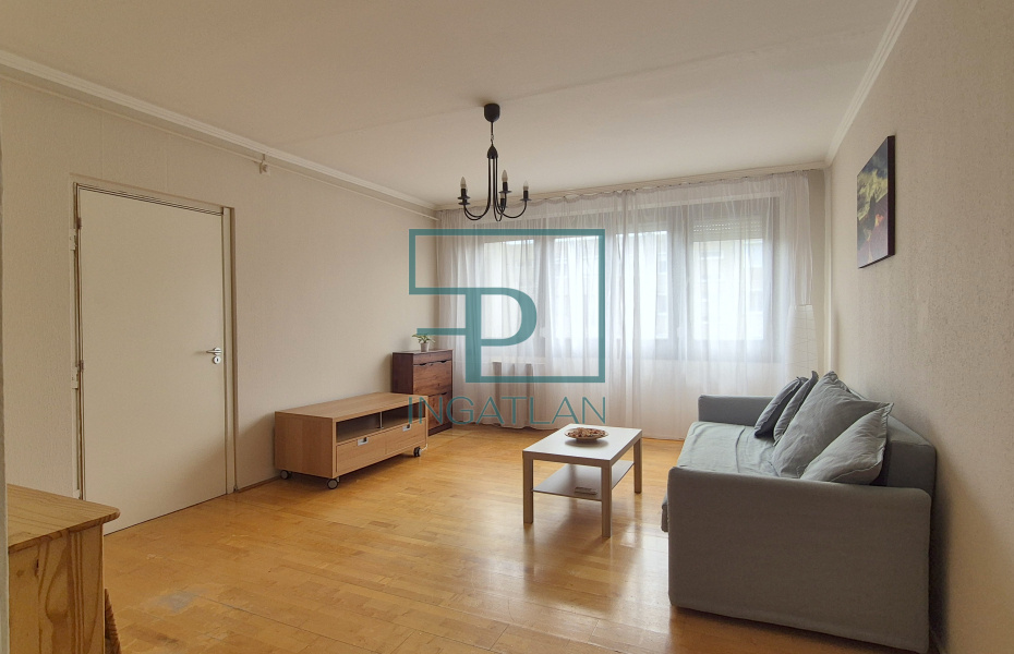 XVI. kerület, Orsika Tér