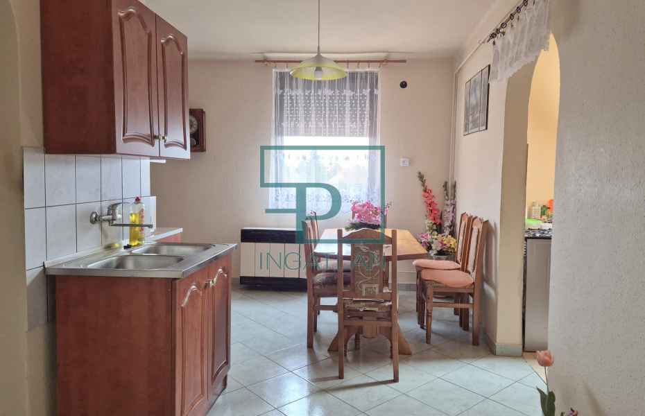 Ócsa, Árvácska utca