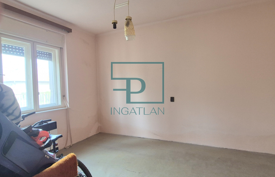 Ócsa, Árvácska utca